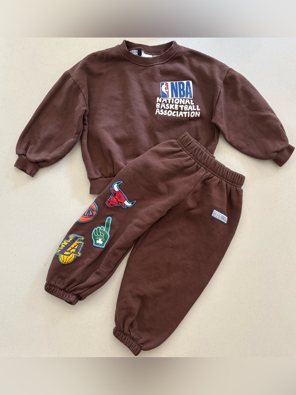 Zara NBA Brown Graphic Sweatshirt & Joggers Set